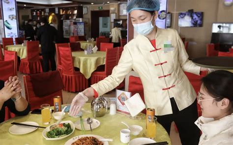 餐飲行業(yè)人員流動(dòng)管理與離職申請(qǐng)流程的數(shù)字化革新